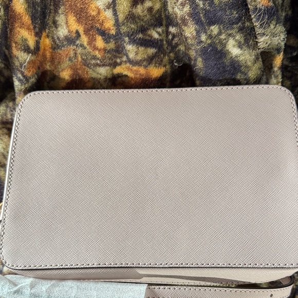 Michael Kors Blush Crossbody Bag - Picture 8 of 9